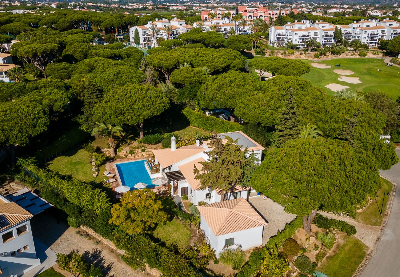 Villa in Albufeira - Algarve Cliffside Escape