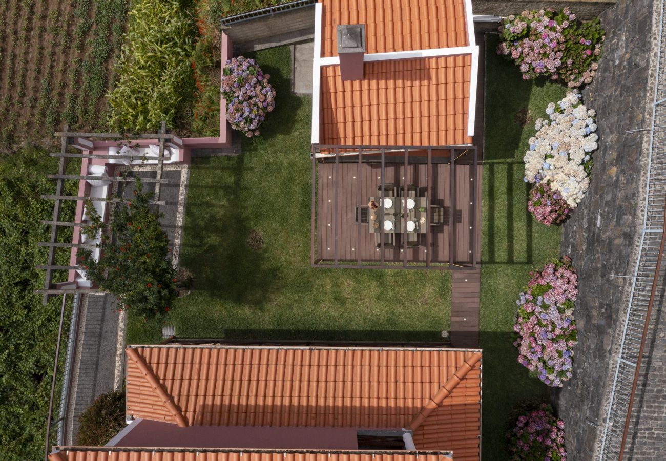 House in São Vicente - Hazelwood Retreat