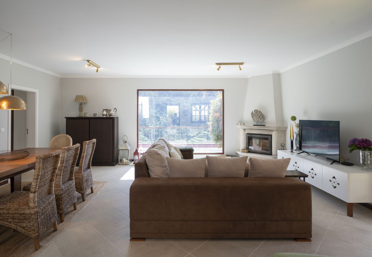 House in São Vicente - Hazelwood Retreat