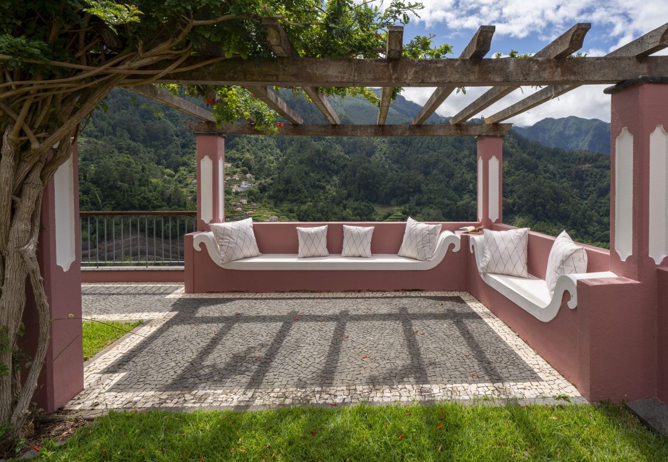 House in São Vicente - Hazelwood Retreat