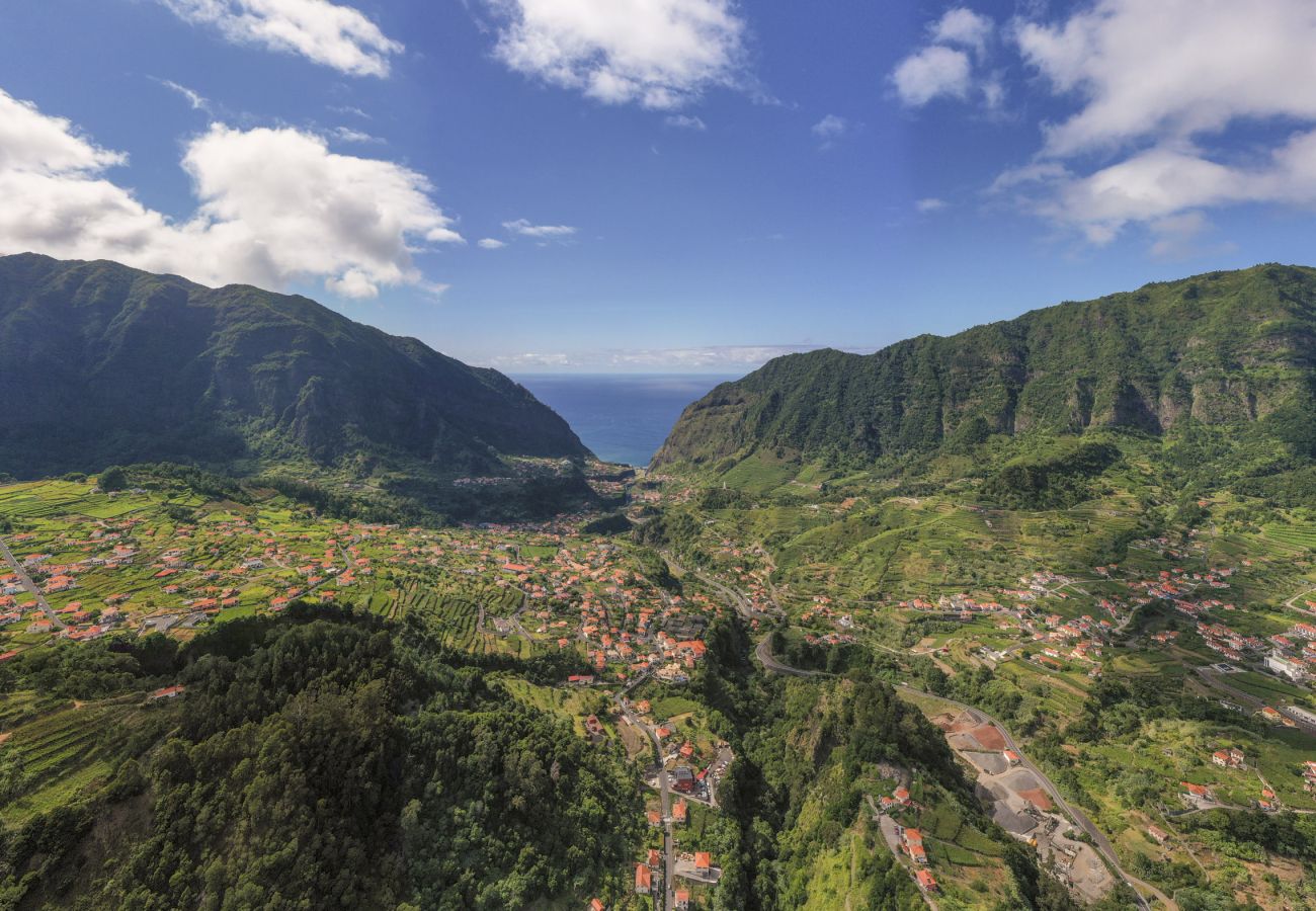 House in São Vicente - Hazelwood Retreat