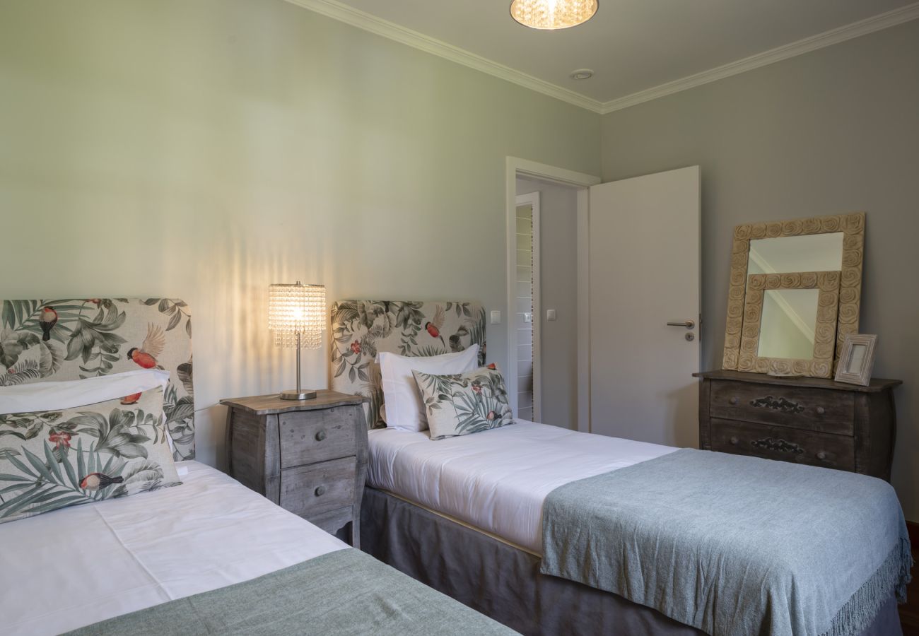 House in São Vicente - Hazelwood Retreat