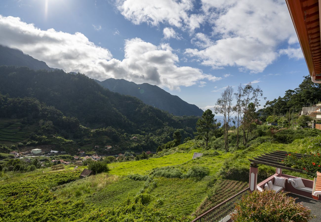 House in São Vicente - Hazelwood Retreat