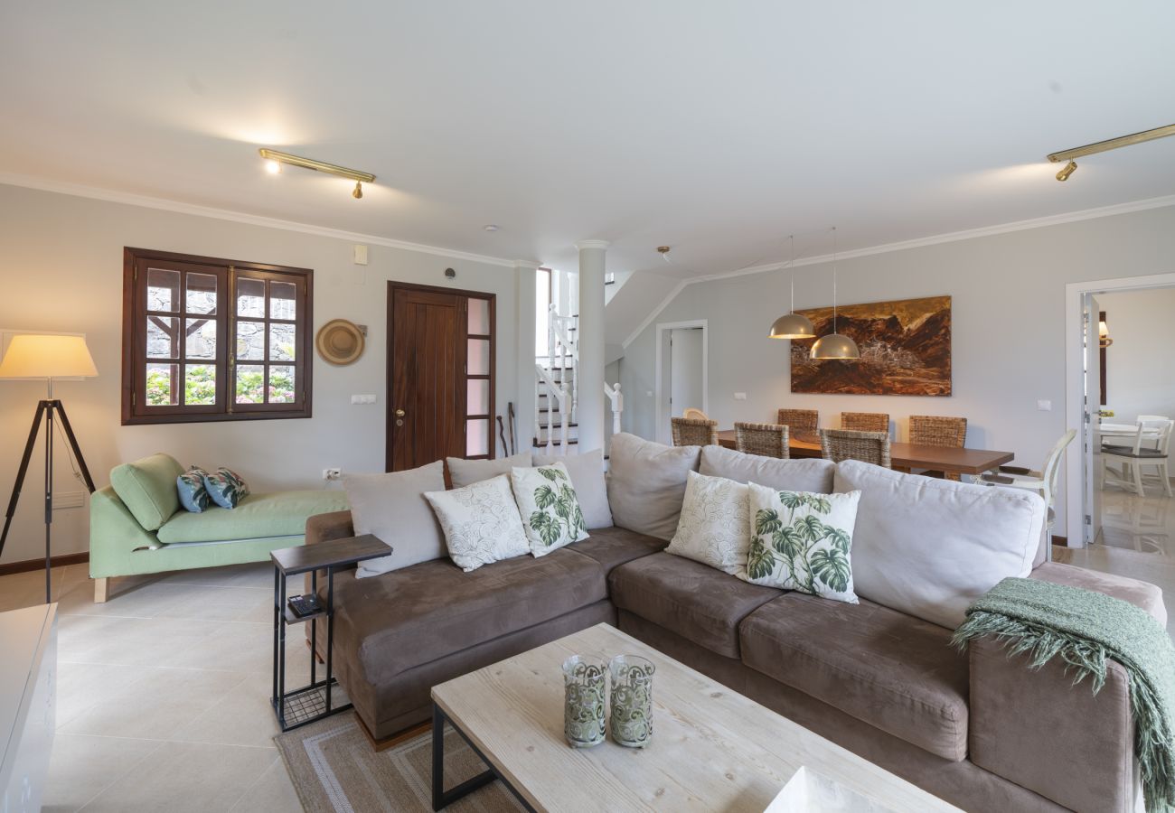 House in São Vicente - Hazelwood Retreat