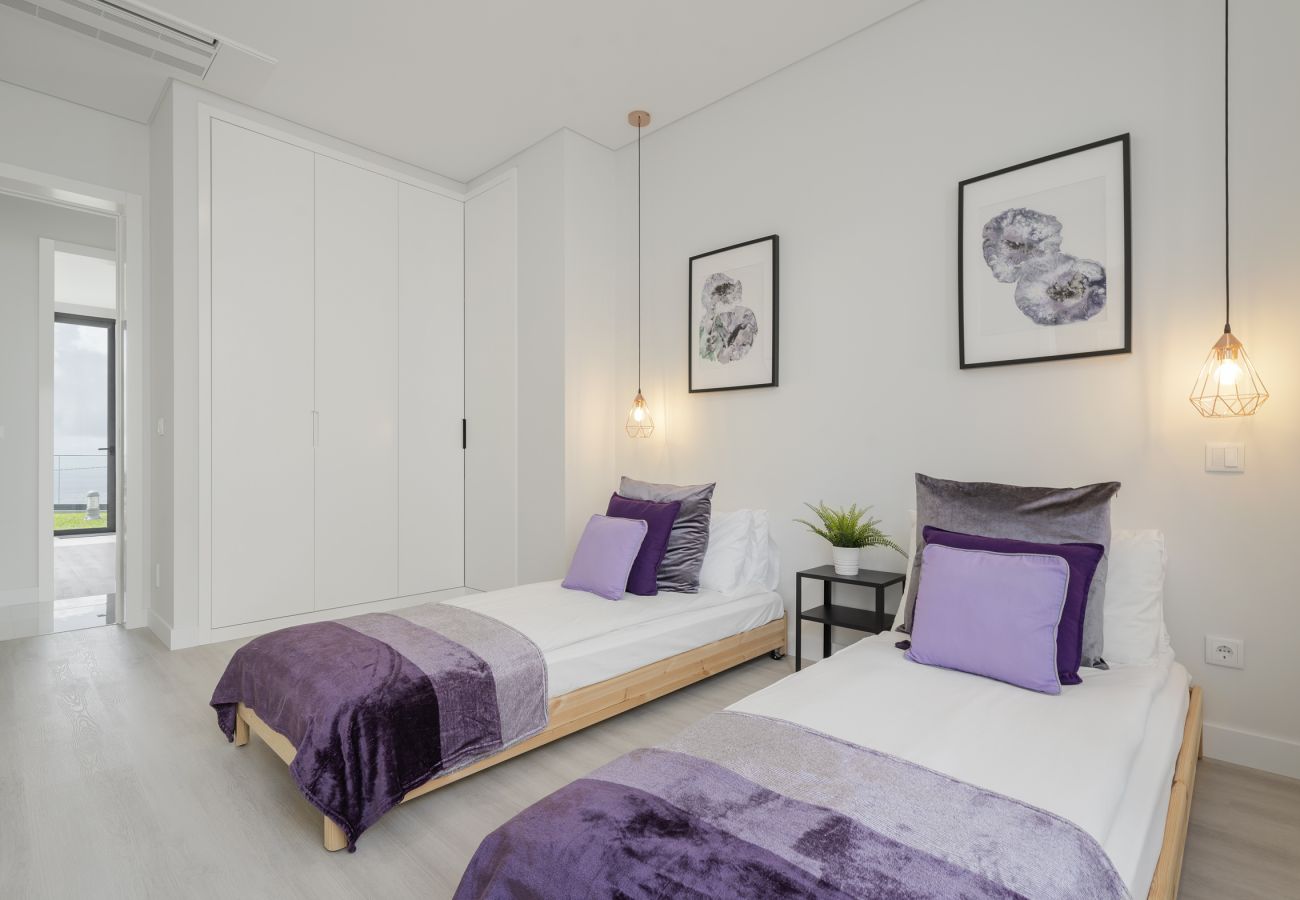 House in Calheta - Lotus Horizon