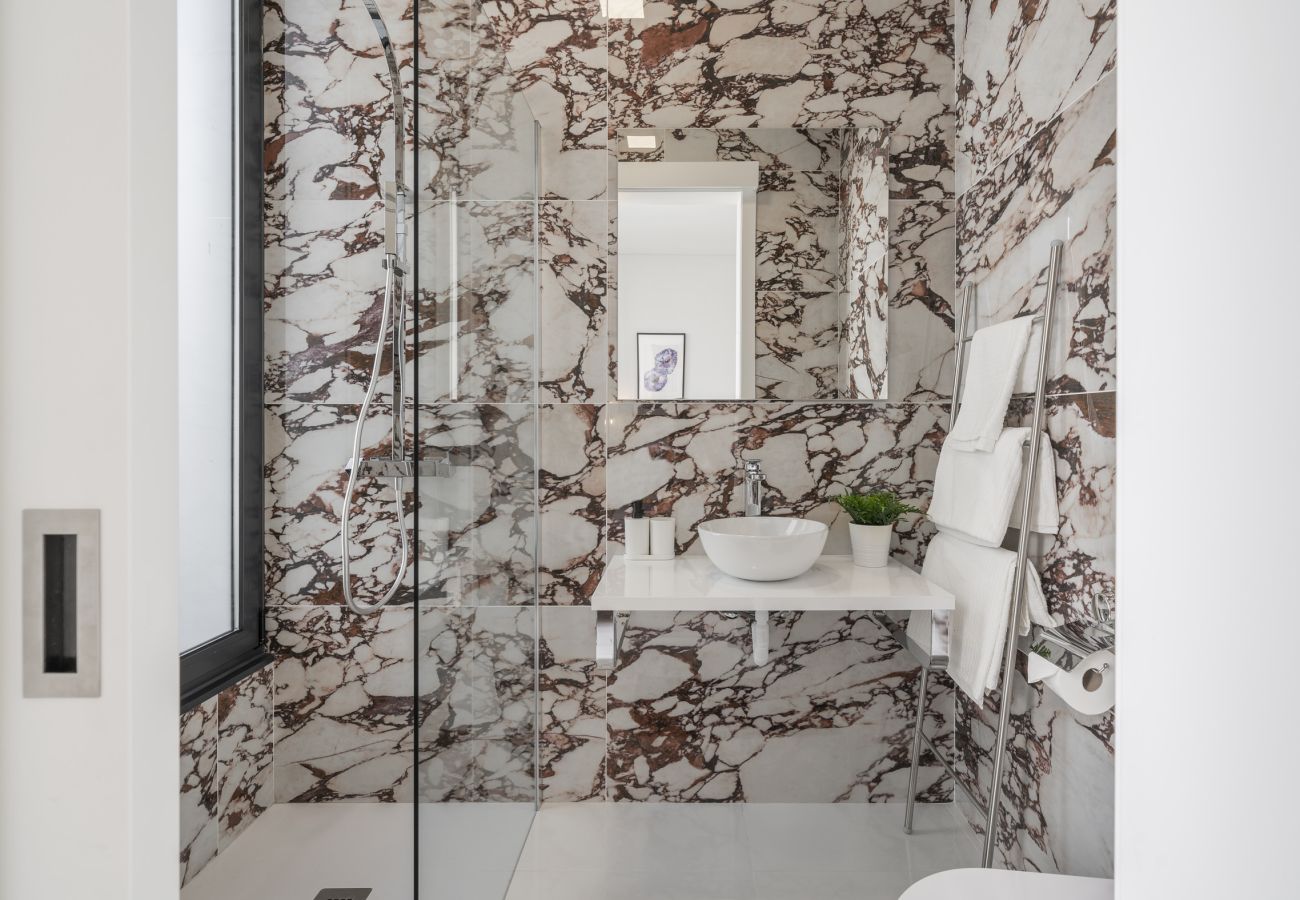 House in Calheta - Lotus Horizon