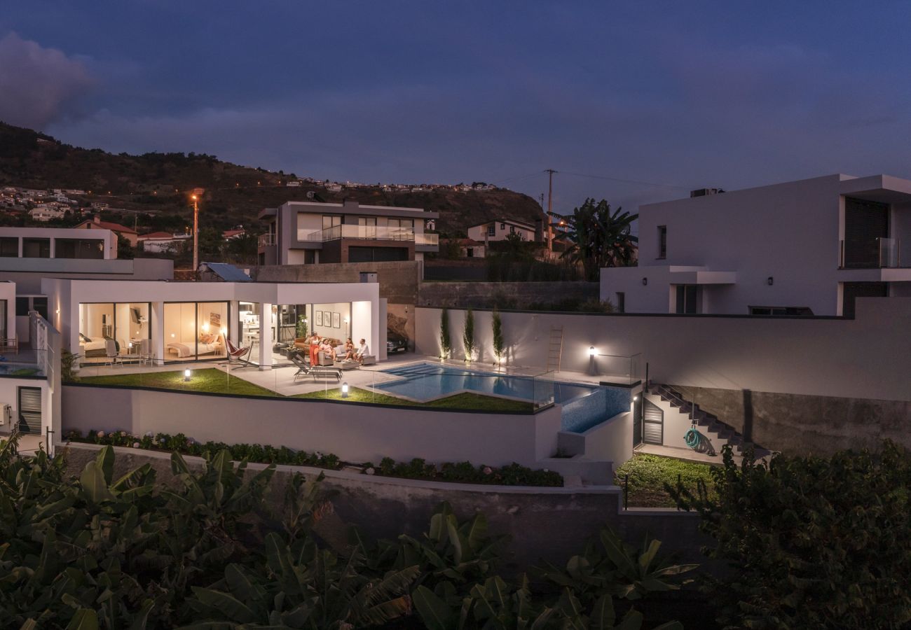 House in Calheta - Lotus Horizon