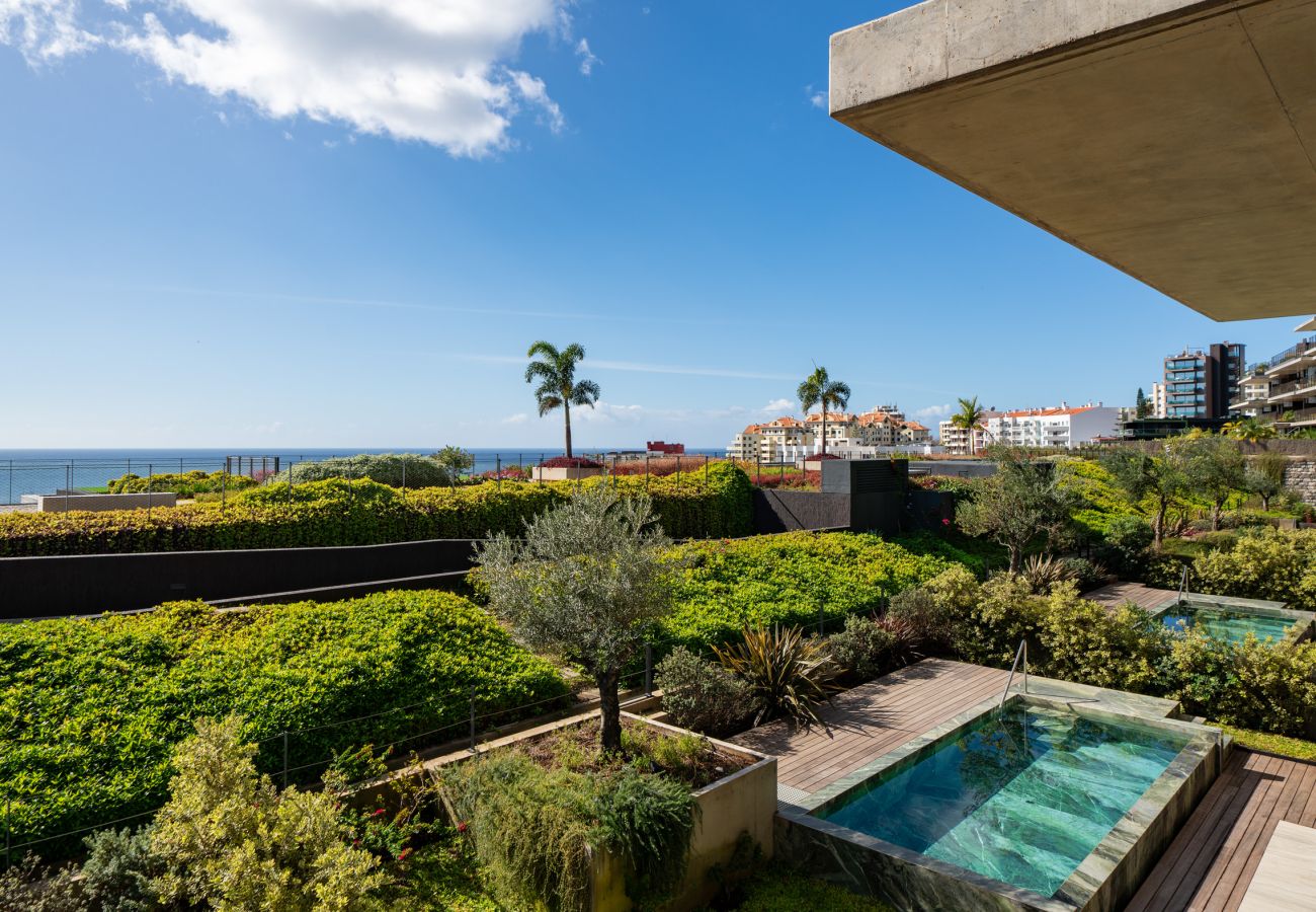 Apartment in Funchal - Erica Heights