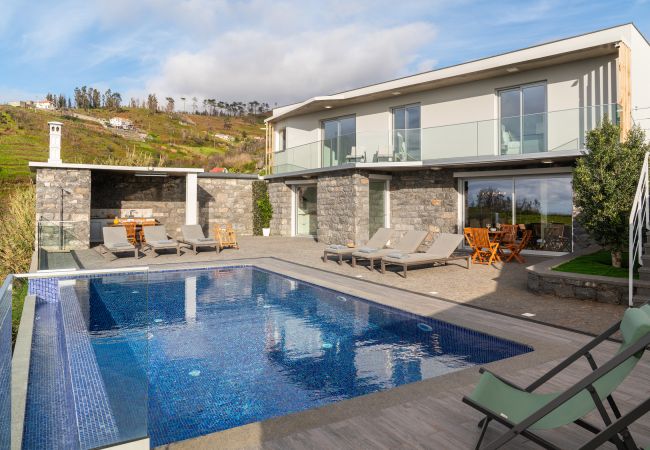 Villa in Ponta do Pargo - The Whispering Pines