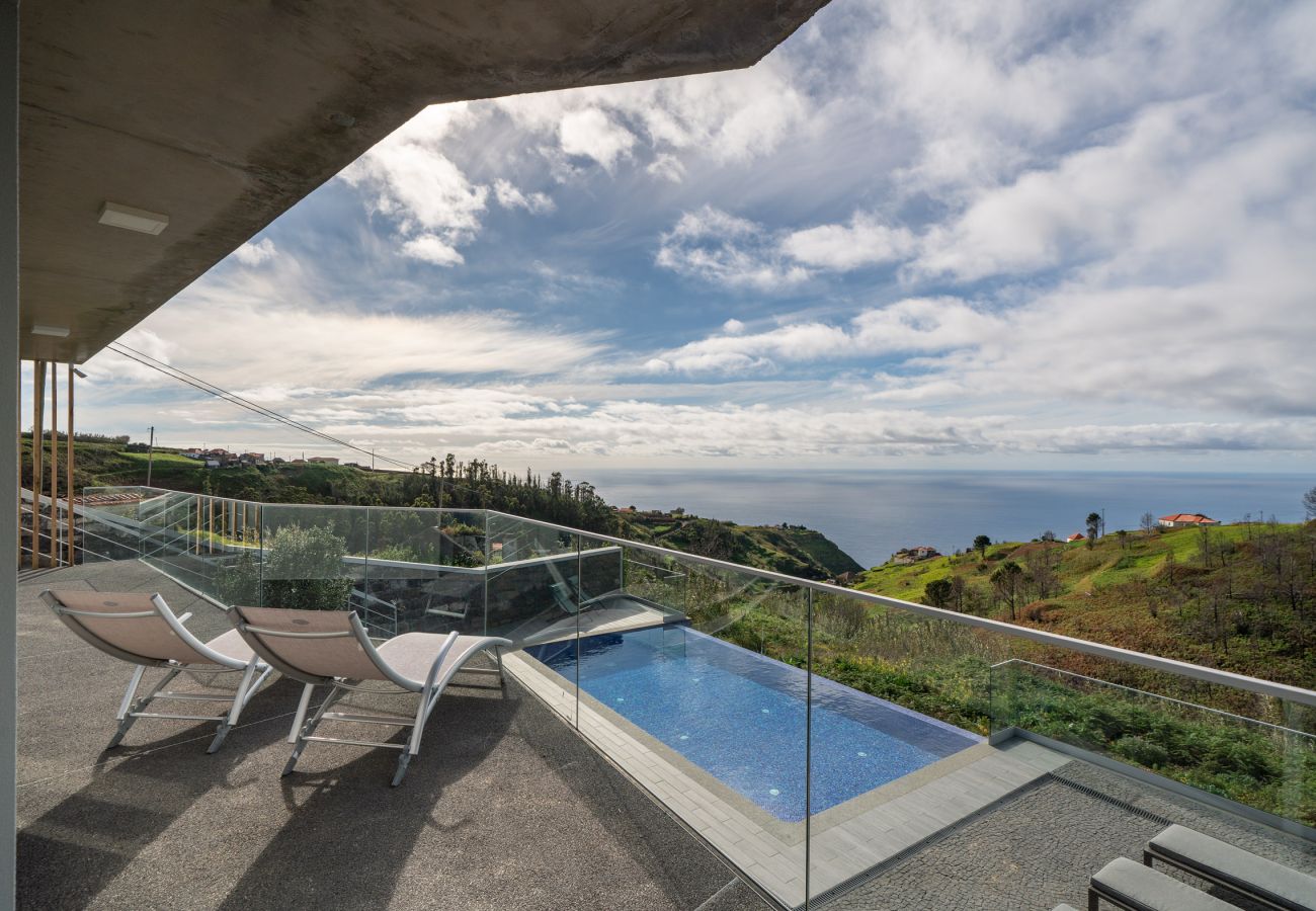 Villa in Ponta do Pargo - The Whispering Pines