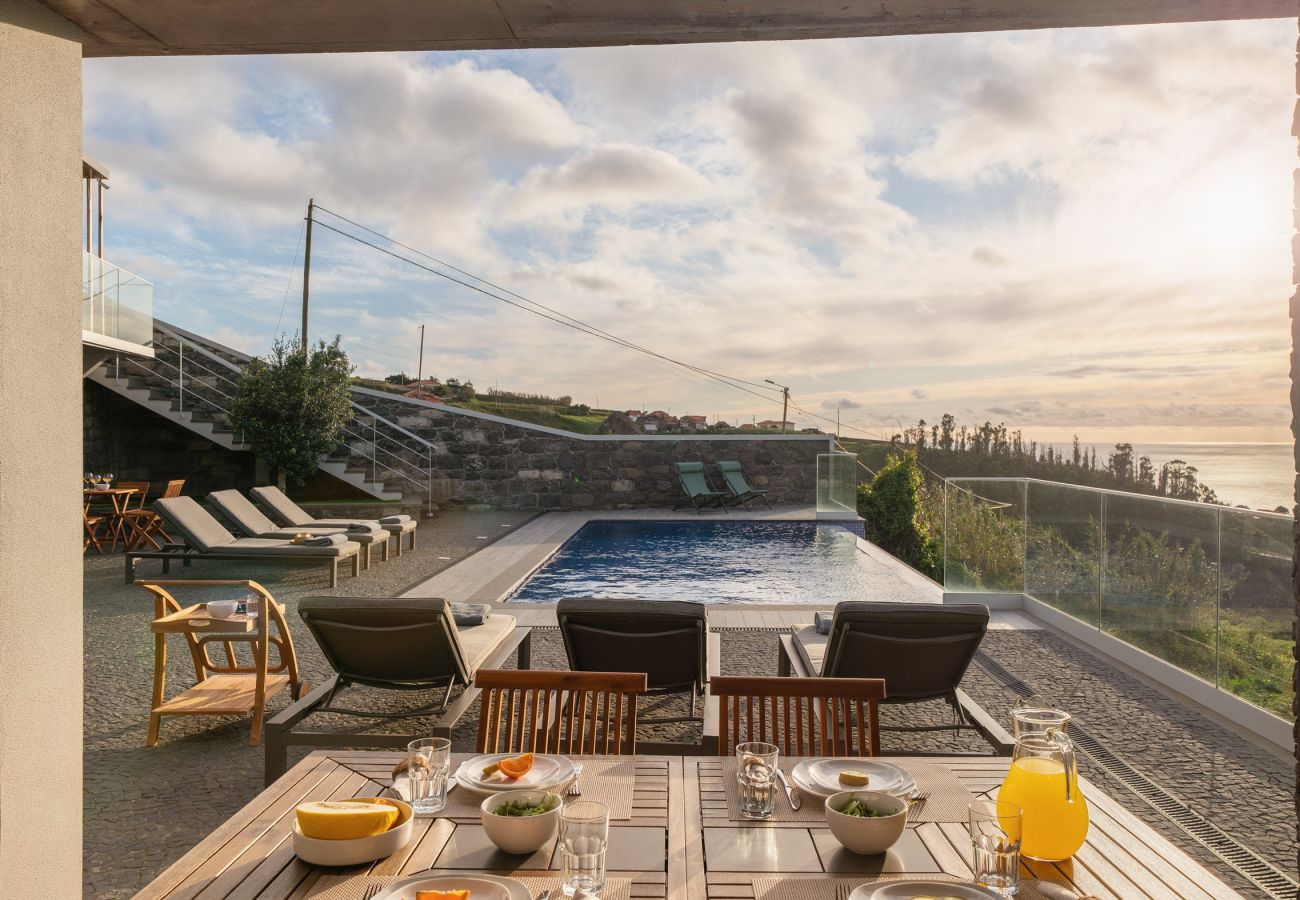 Villa in Ponta do Pargo - The Whispering Pines