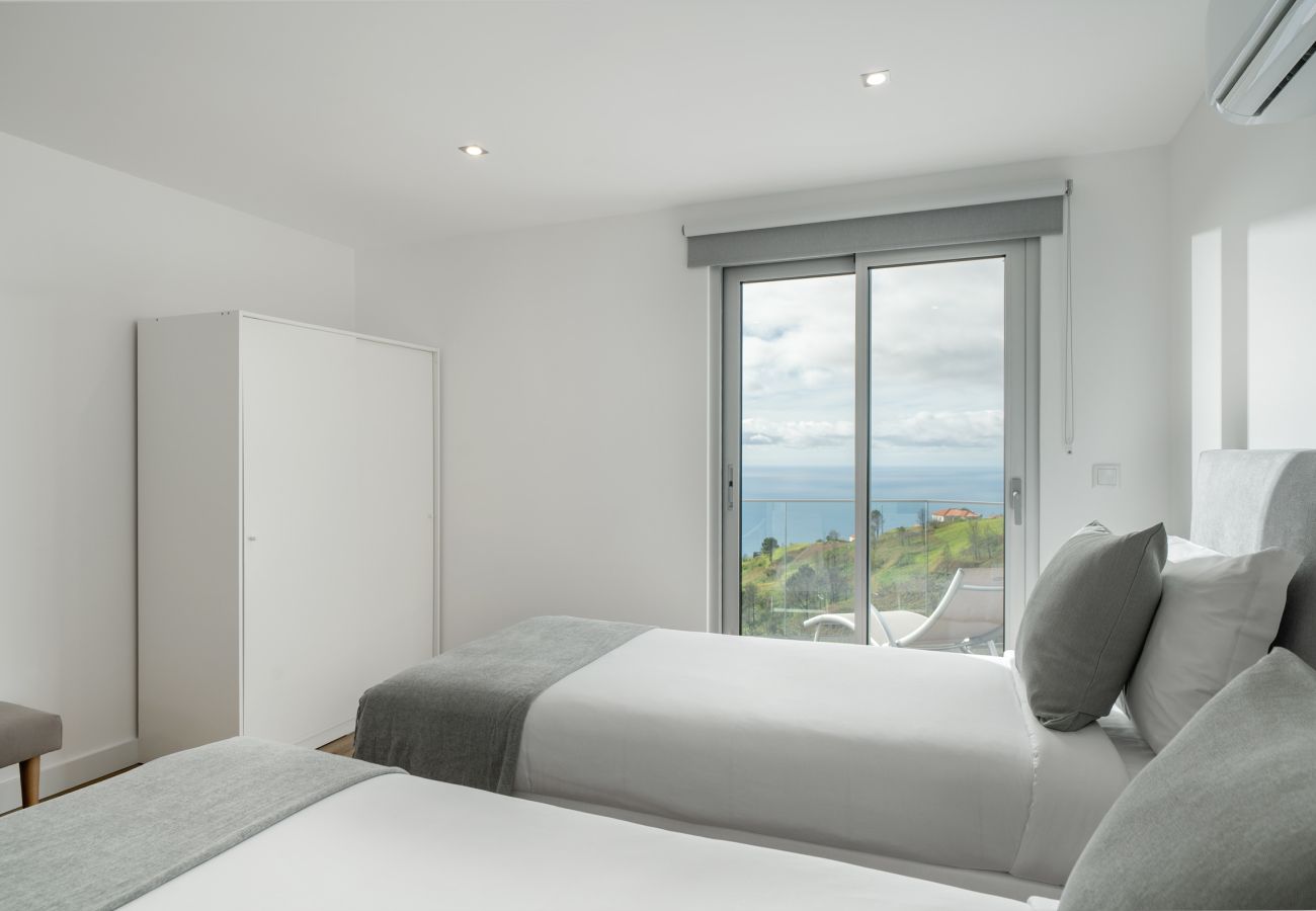 Villa in Ponta do Pargo - The Whispering Pines