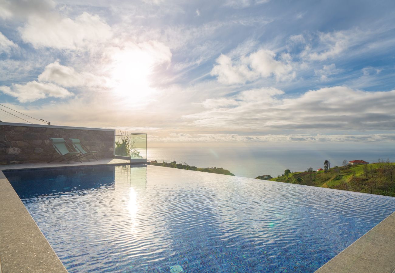 Villa in Ponta do Pargo - The Whispering Pines