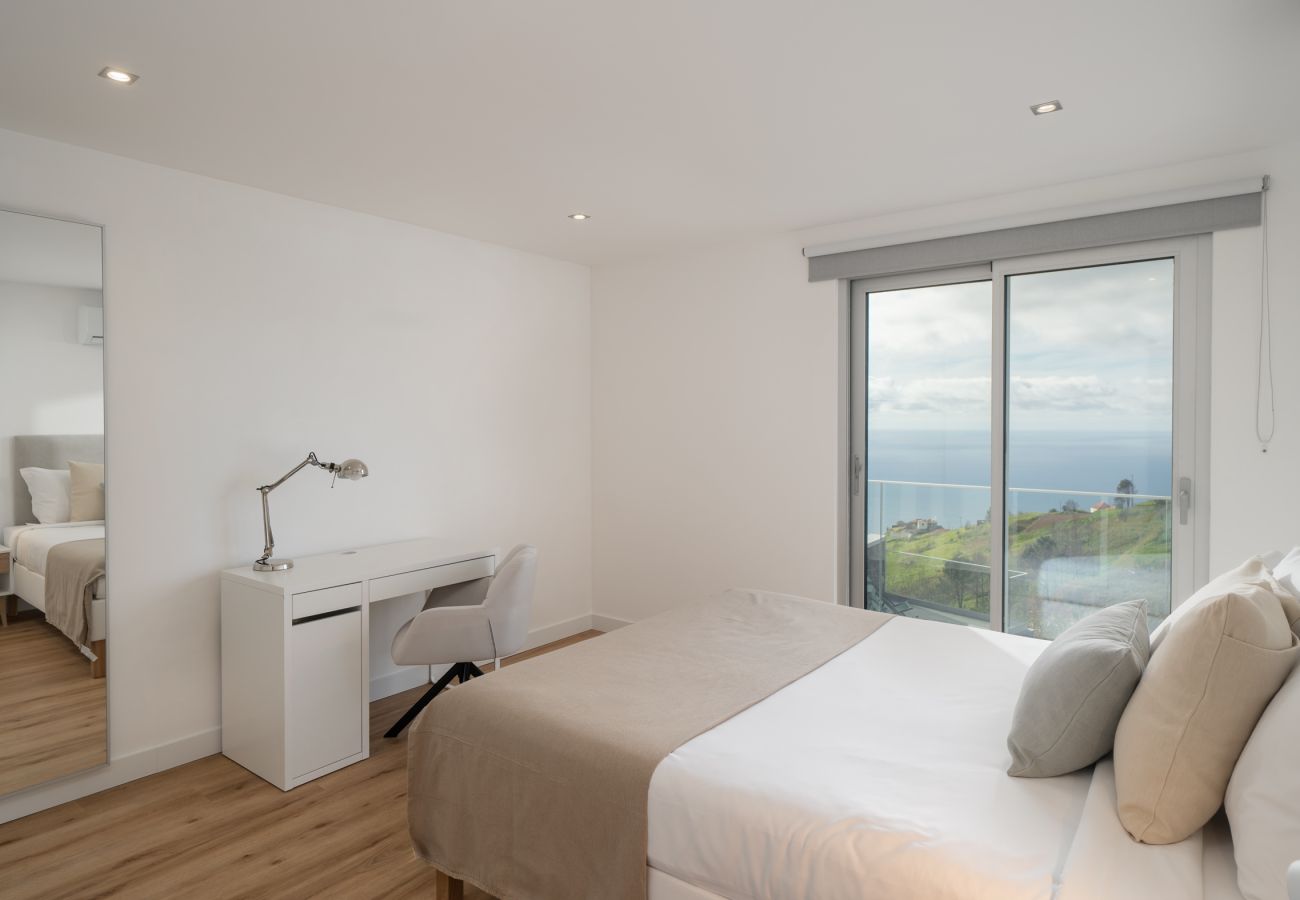 Villa in Ponta do Pargo - The Whispering Pines