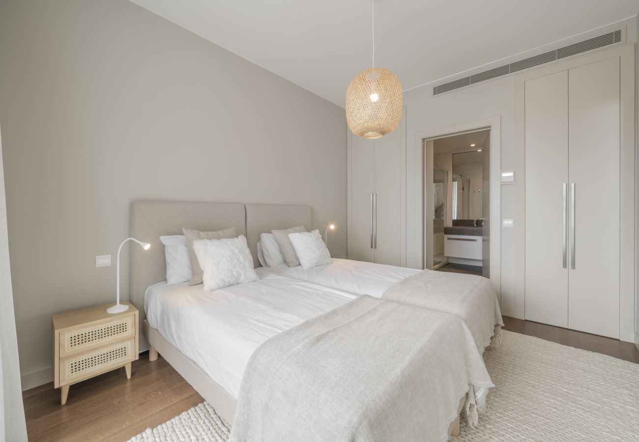 Apartment in Funchal - Funchal Harbour View