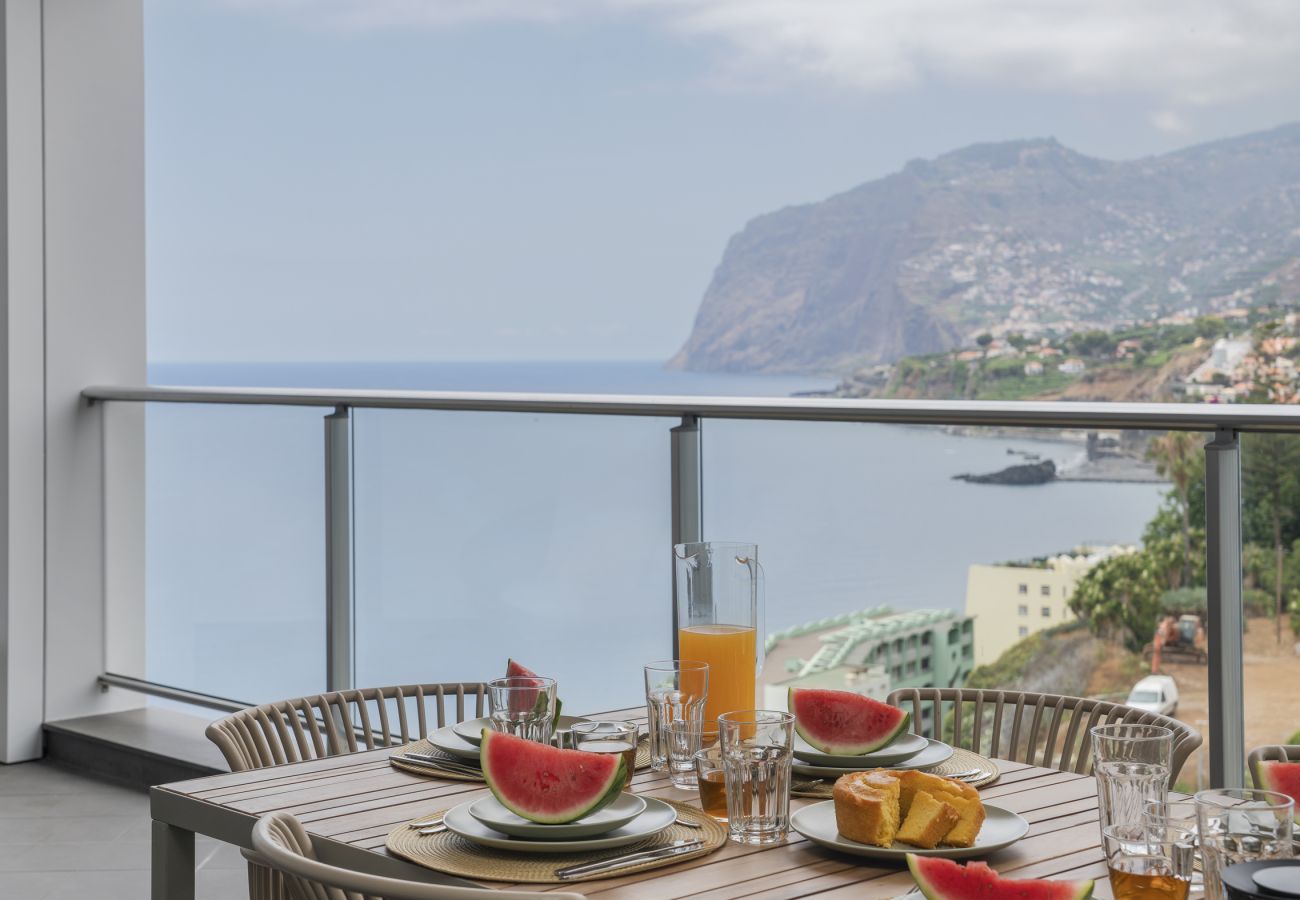 Apartment in Funchal - Funchal Harbour View