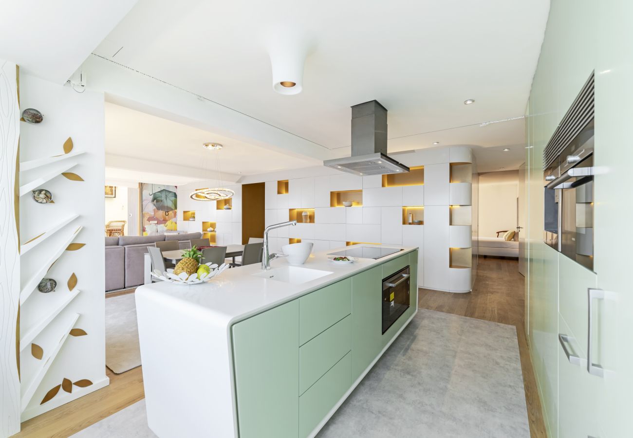 Apartment in Funchal - Oaklight Sea Apartment