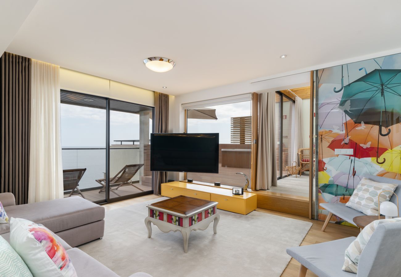 Apartment in Funchal - Oaklight Sea Apartment