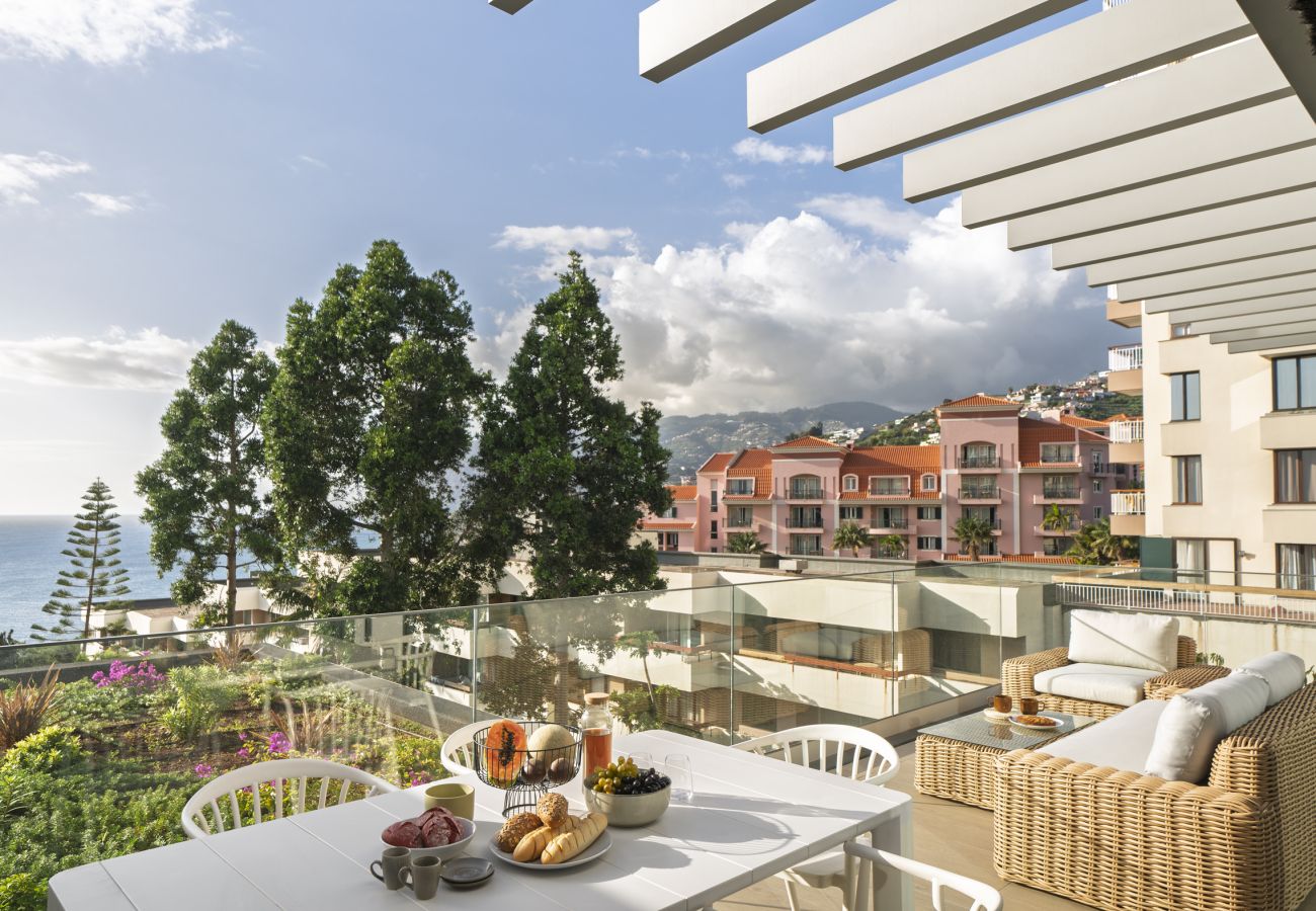 Apartment in Funchal - Jaracanda Court