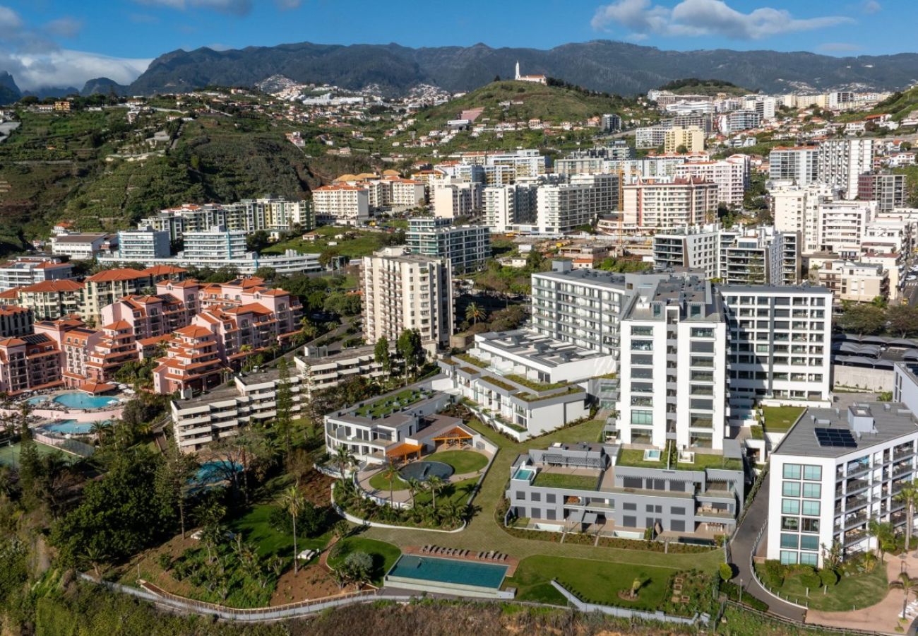 Apartment in Funchal - Jaracanda Court