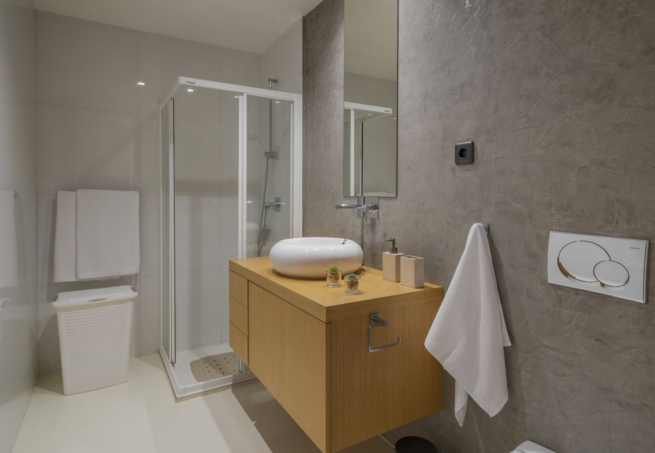 Villa in Funchal - Rosewood Retreat