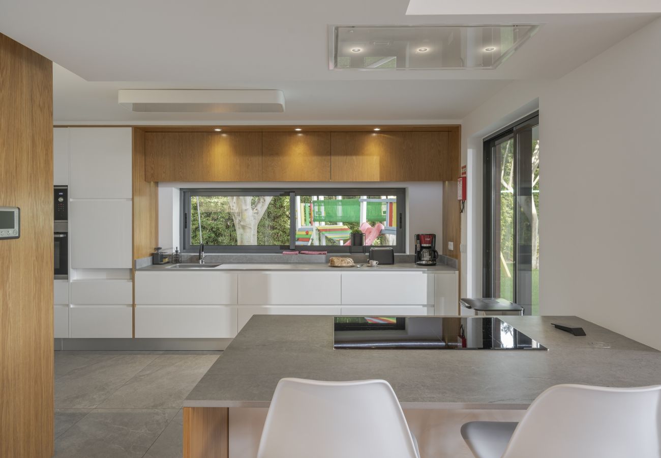 Villa in Funchal - Rosewood Retreat