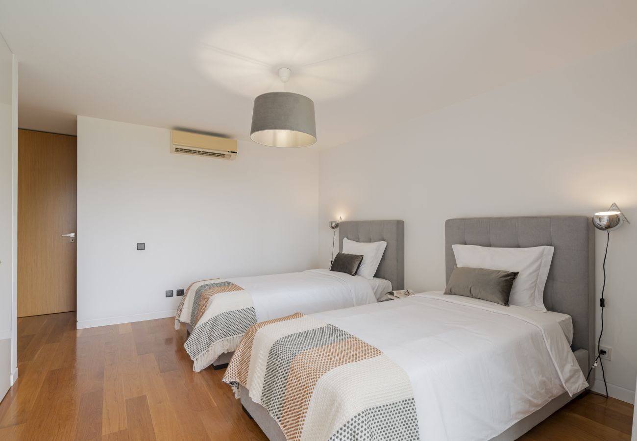 Villa in Funchal - Rosewood Retreat