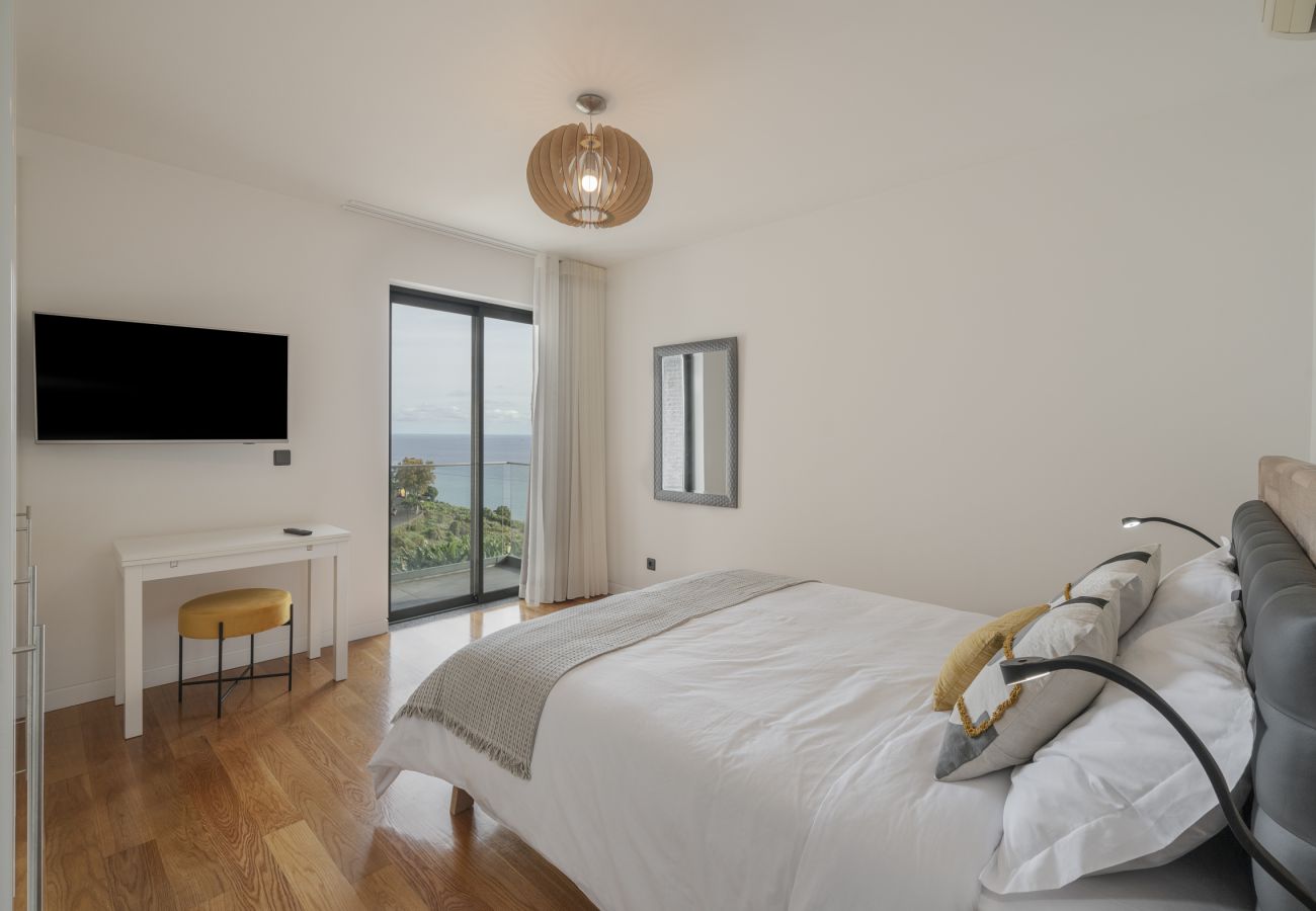 Villa in Funchal - Rosewood Retreat