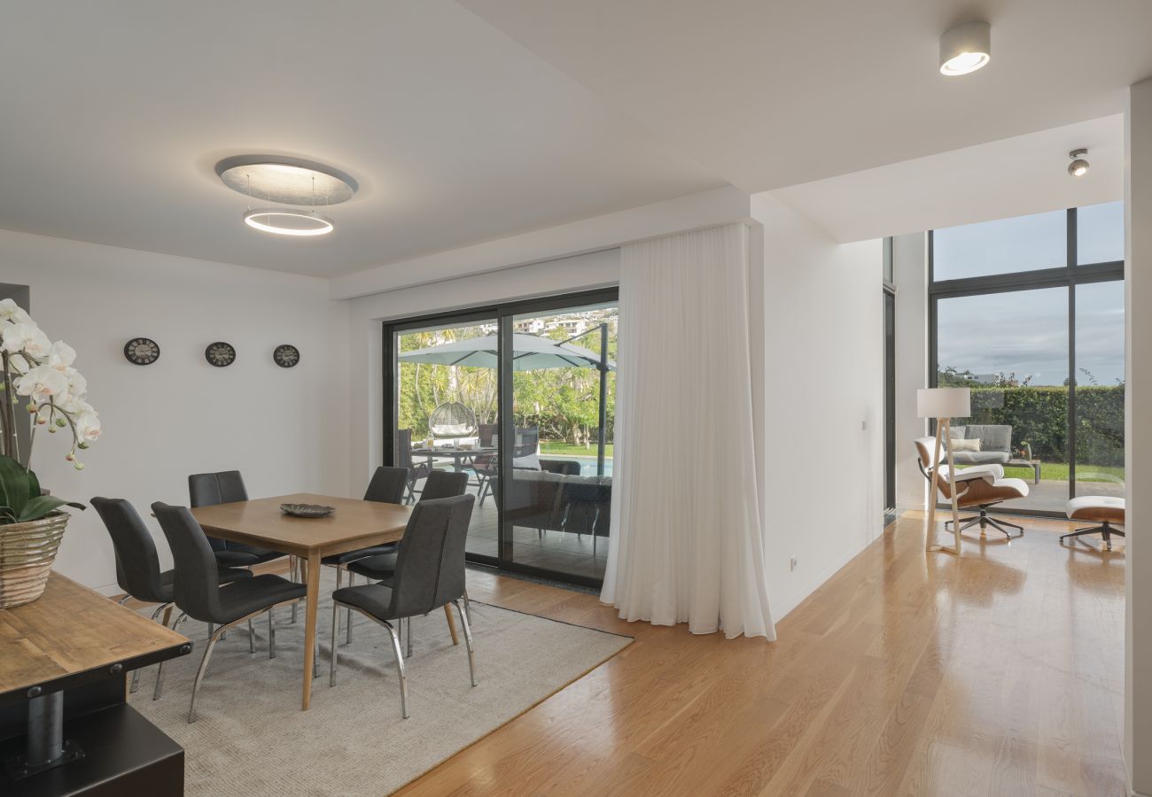 Villa in Funchal - Rosewood Retreat