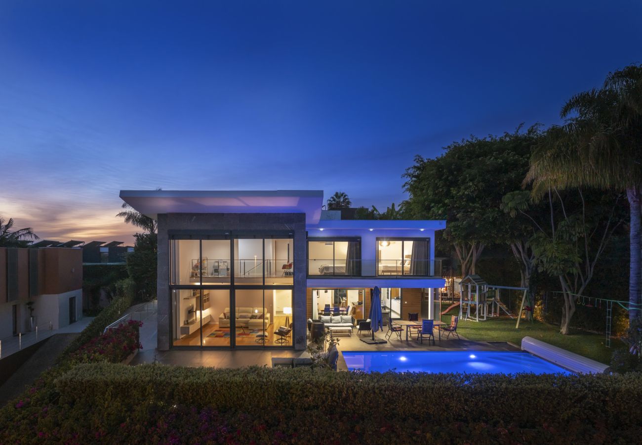 Villa in Funchal - Rosewood Retreat