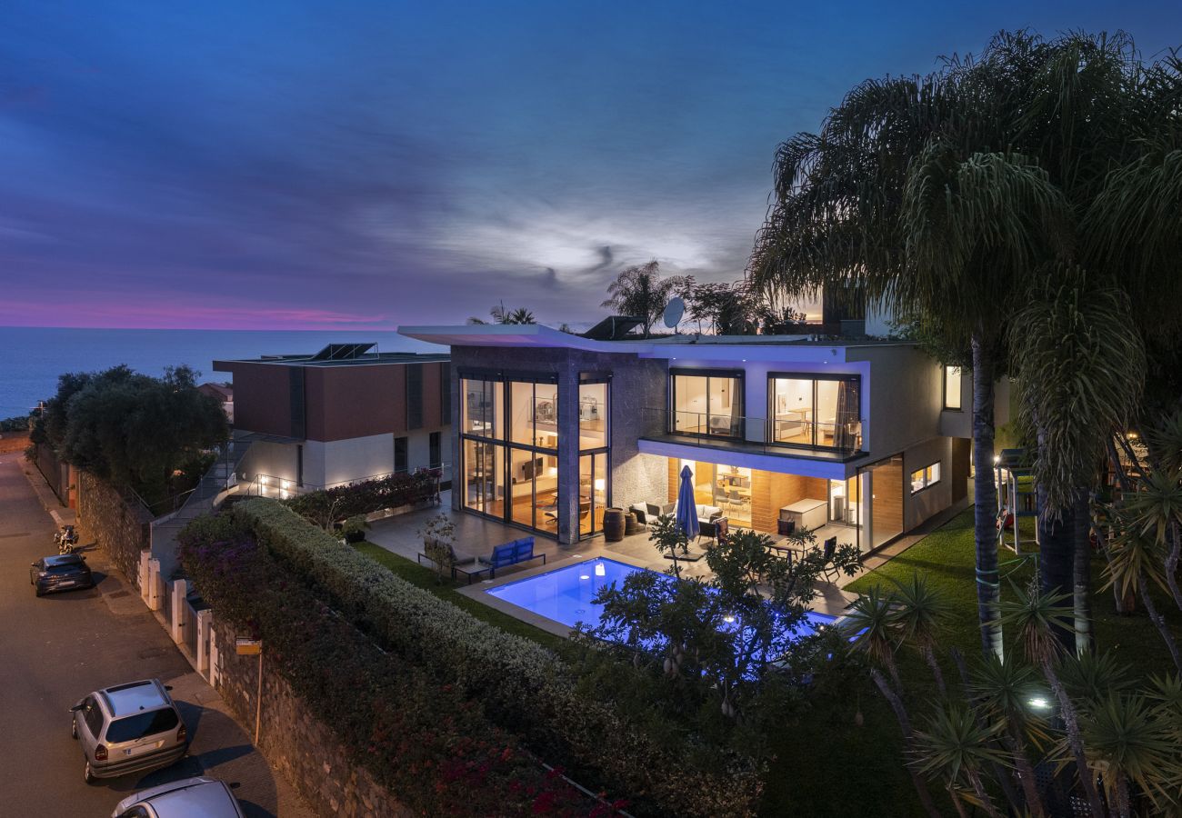 Villa in Funchal - Rosewood Retreat