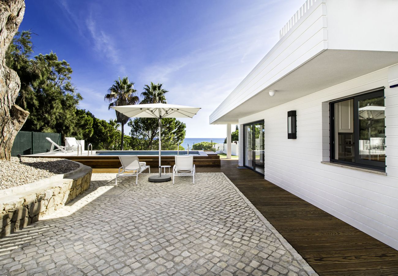 Villa in Olhos D´Água - Coastal Harmony Villa