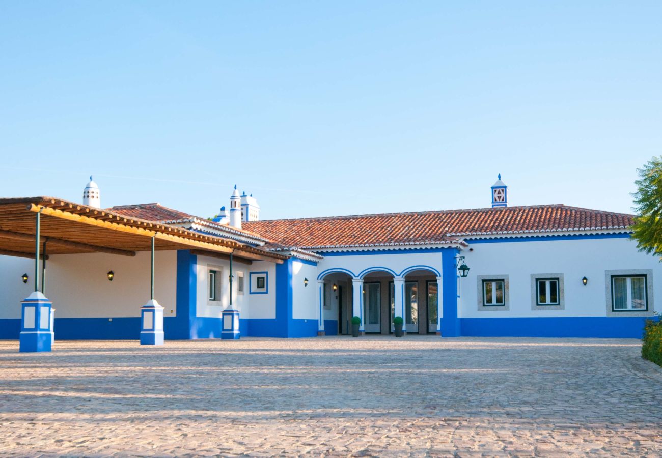 Villa in Olhos D´Água - Seabreeze Manor Algarve