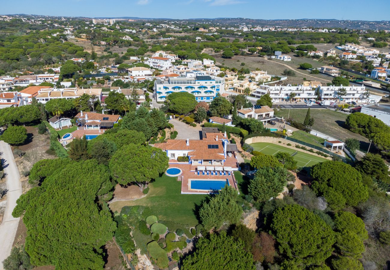 Villa in Olhos D´Água - Seabreeze Manor Algarve
