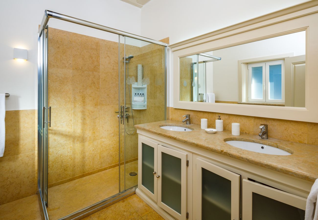 Villa in Olhos D´Água - Seabreeze Manor Algarve