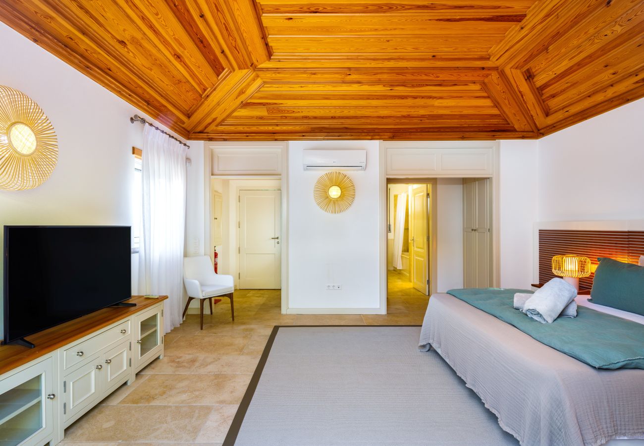 Villa in Olhos D´Água - Seabreeze Manor Algarve