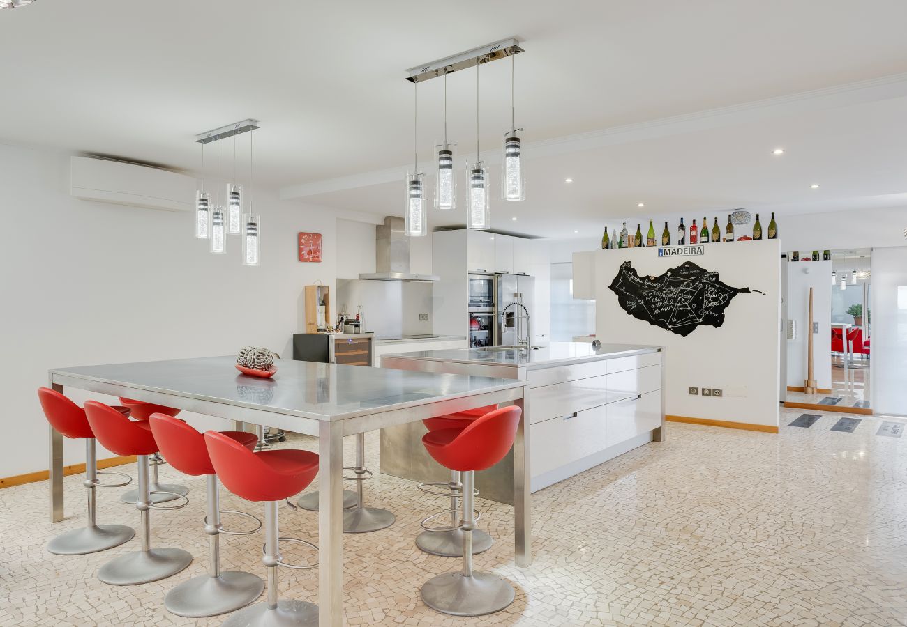 Villa in Funchal - House of Time