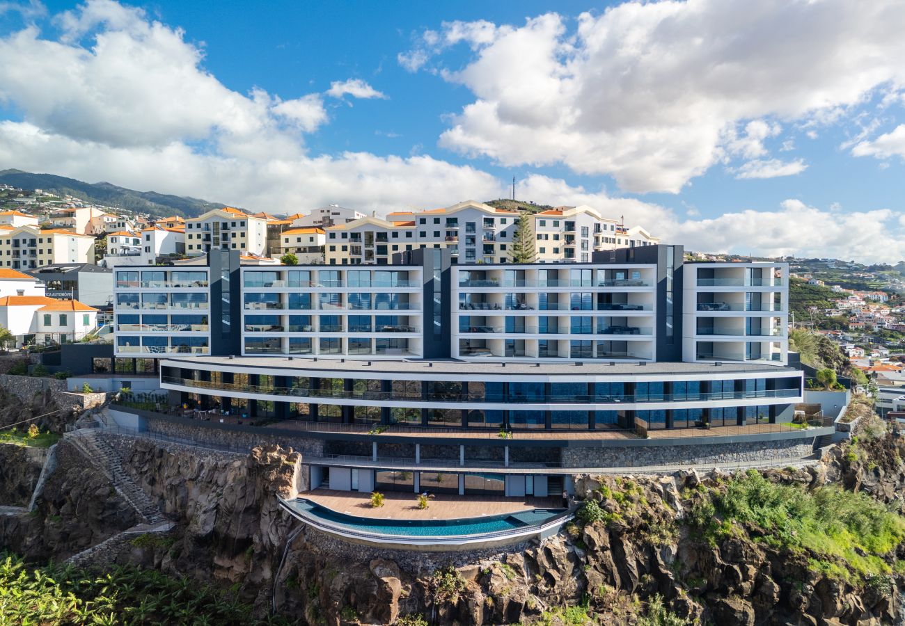 Apartment in Câmara de Lobos - Madeira Azure View