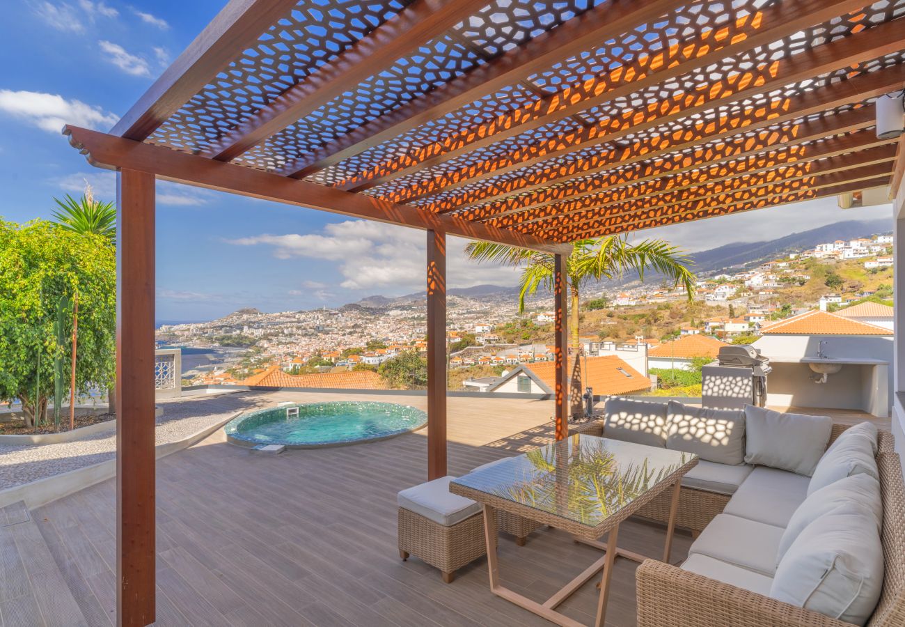 Villa in Funchal - The Garden Atelier