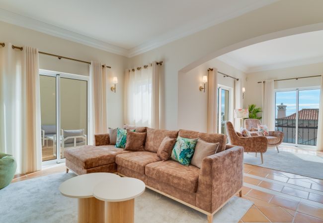 Villa in Funchal - Cedarhill House