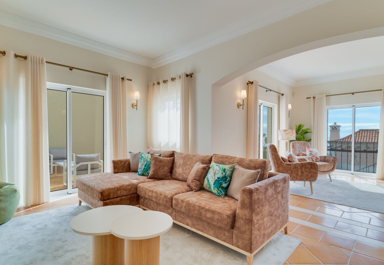 Villa in Funchal - Cedarhill House