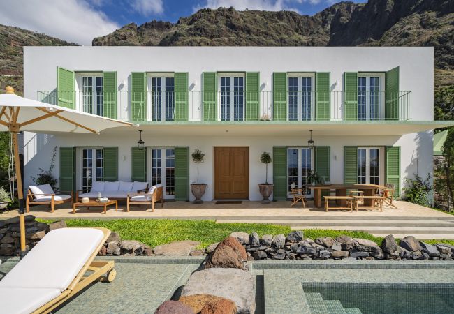 Villa in Paúl do Mar - The Mulberry House