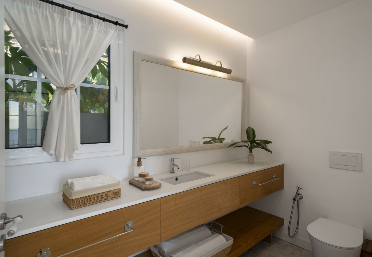 Villa in Paúl do Mar - The Mulberry House