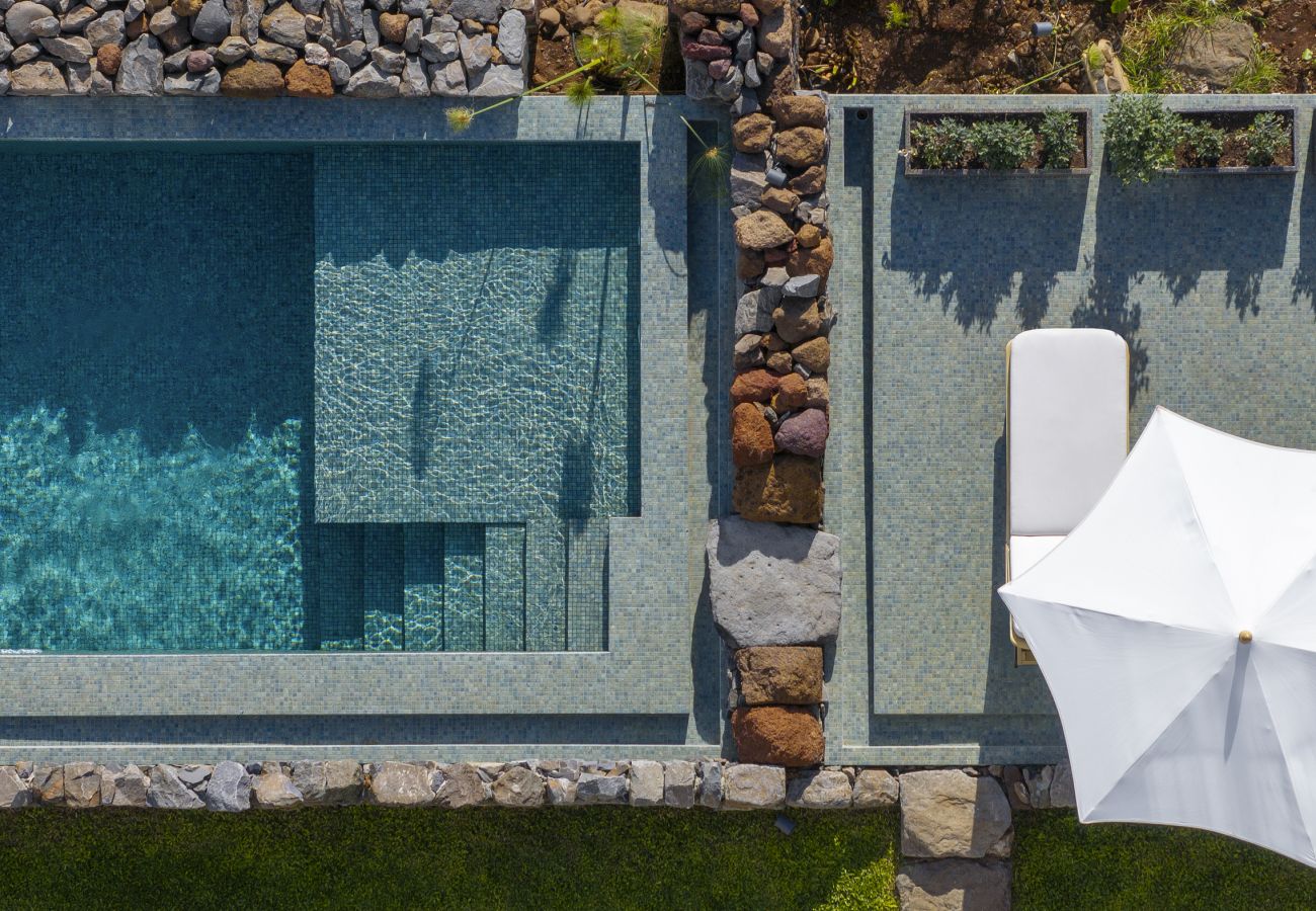 Villa in Paúl do Mar - The Mulberry House