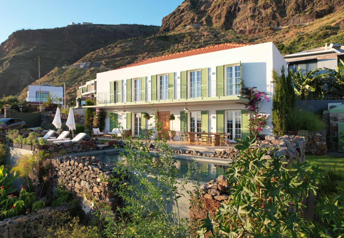 Villa in Paúl do Mar - The Mulberry House