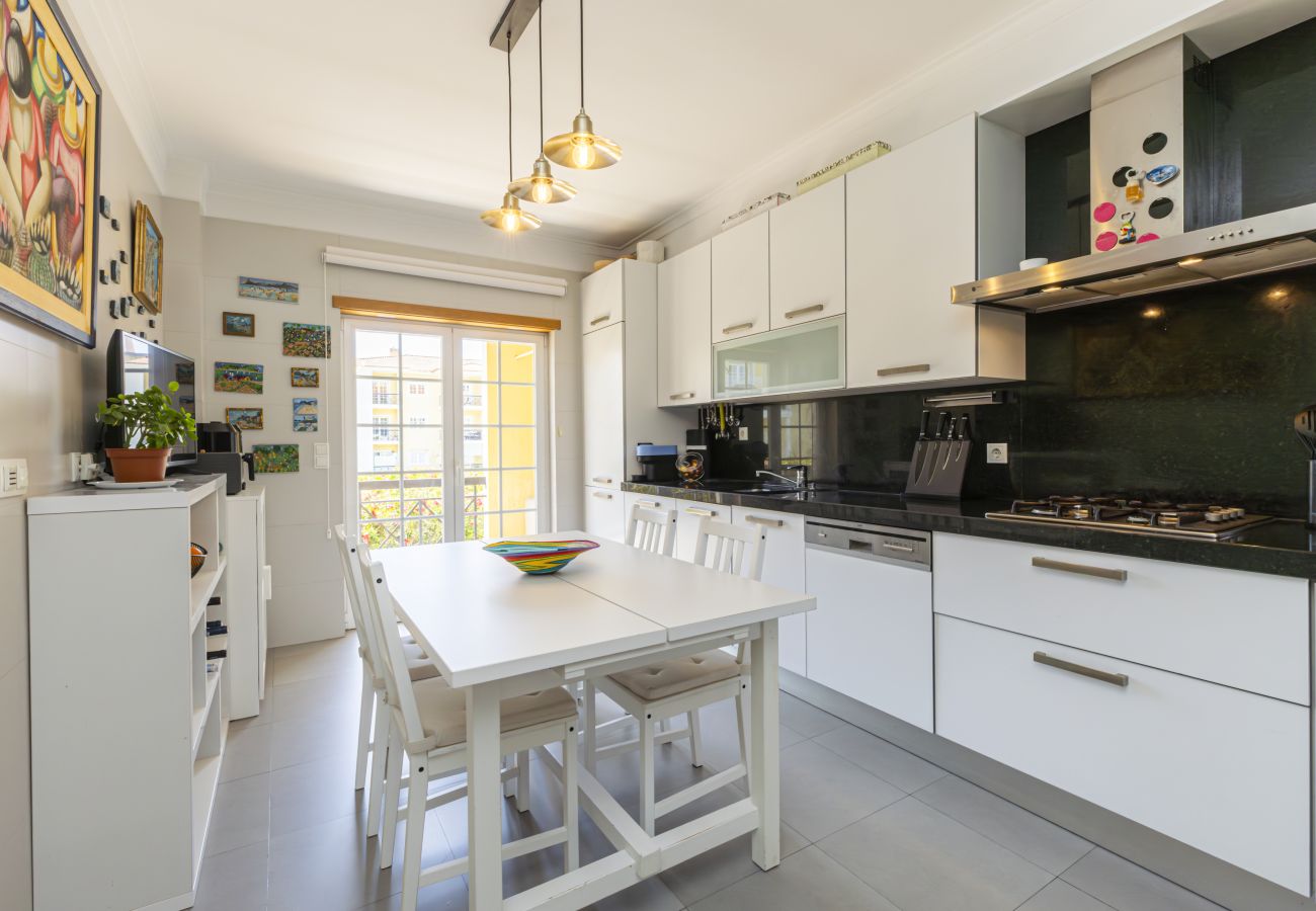 Villa in Sintra - Beloura Poolside Family Apartment