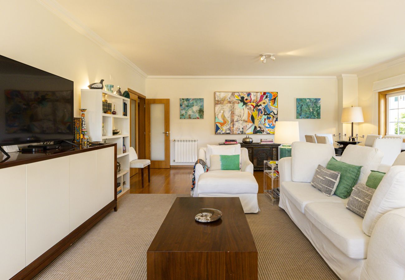 Villa in Sintra - Beloura Poolside Family Apartment