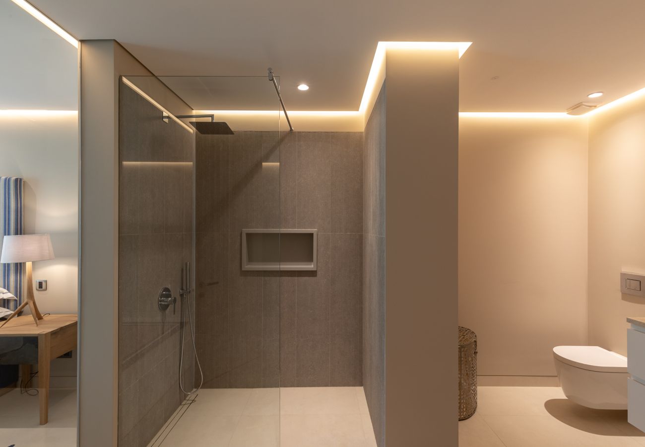 Villa in Almancil - Contemporary Skyline Villa