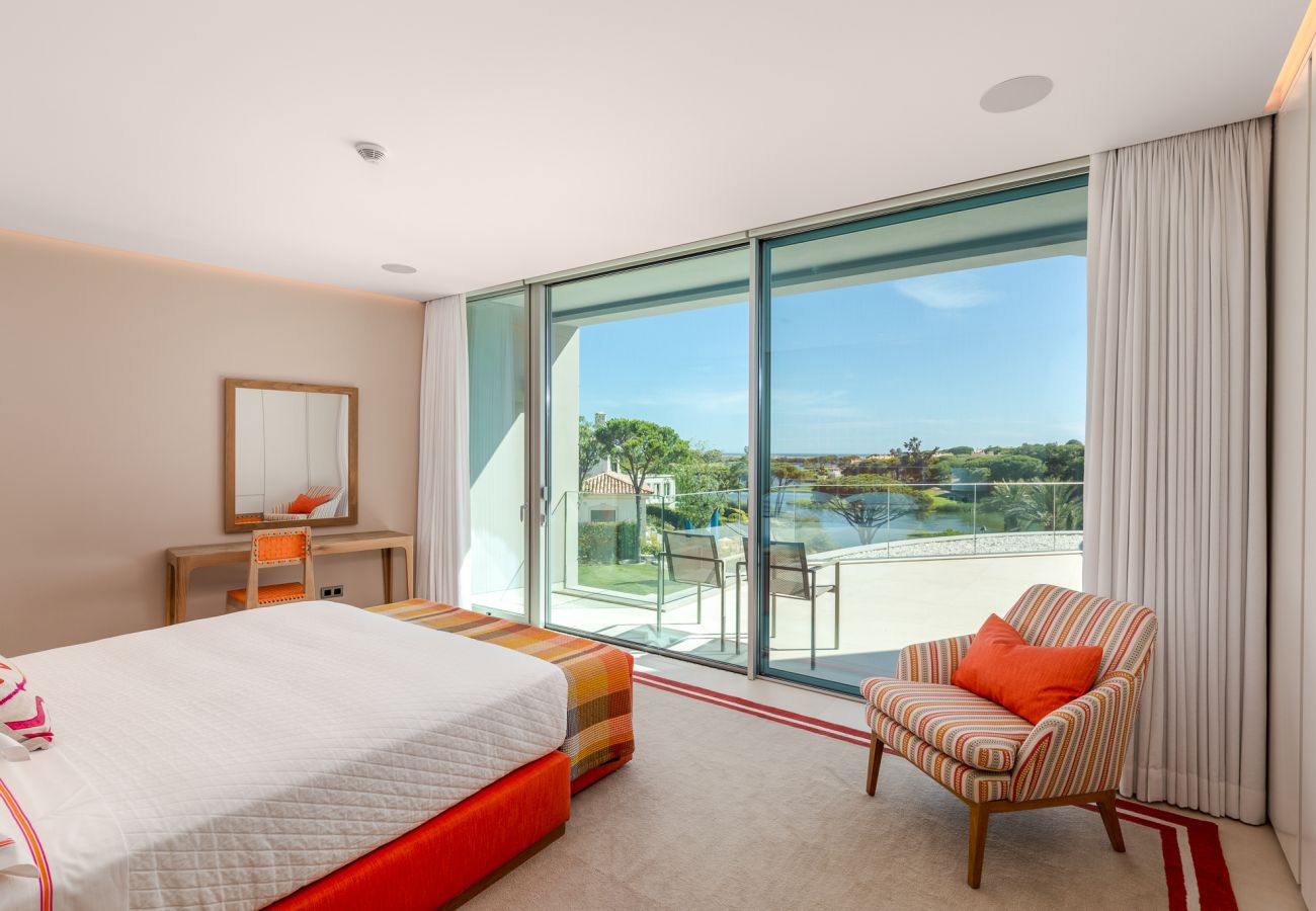 Villa in Almancil - Contemporary Skyline Villa