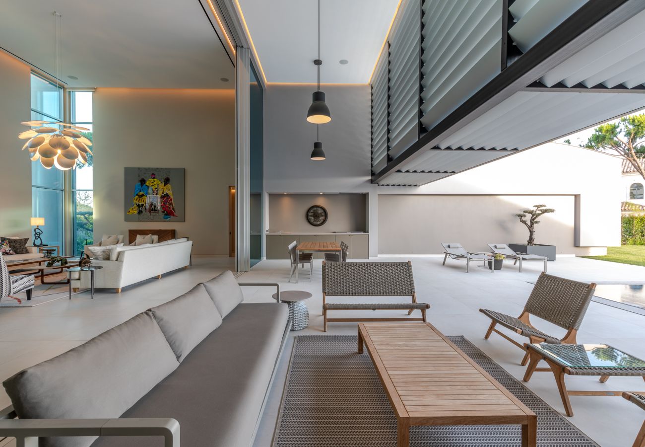 Villa in Almancil - Contemporary Skyline Villa